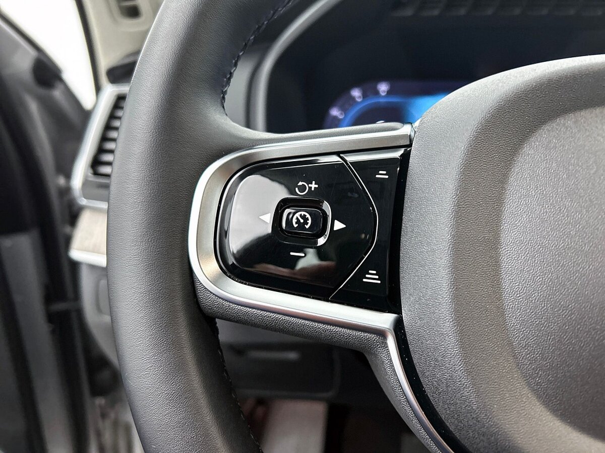 45880368 volvo xc90 2 0 t8 awd ultimate dark leder panorama dak blis 37