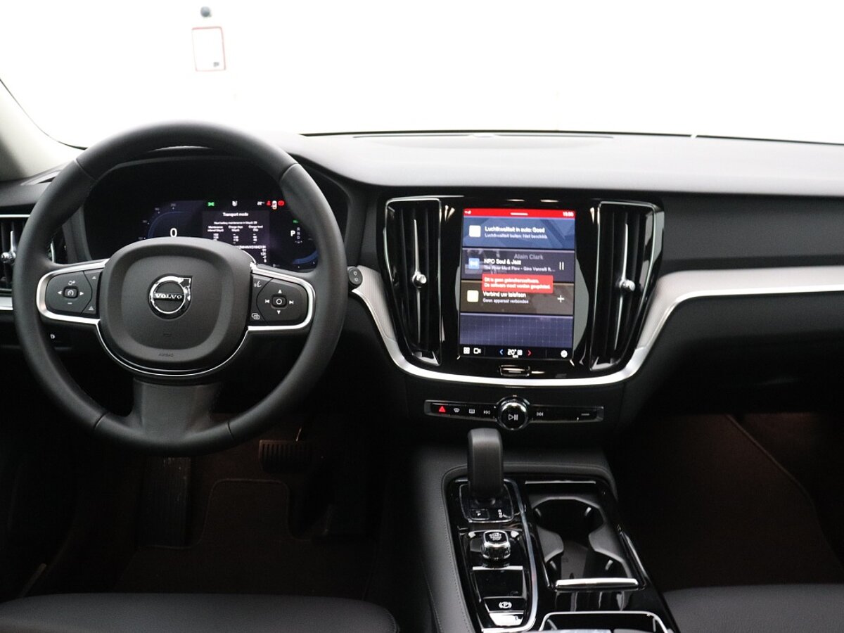 47627276 volvo v60 2 0 t6 awd core driver assist getint glas 5 01