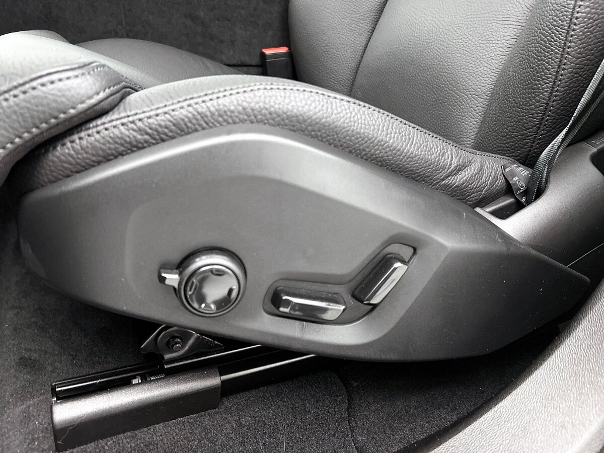 48687982 volvo xc60 2 0 t6 awd ultra dark 476c9c