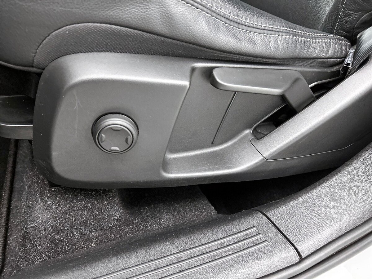 46879363 volvo xc40 t3 geartronic r design adaptive cruise trekhaak climate b4fdf7