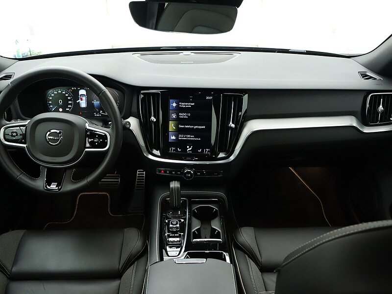 35475505 volvo v60 2 0 t8 te awd r design 19 inch harman kardon 6 07