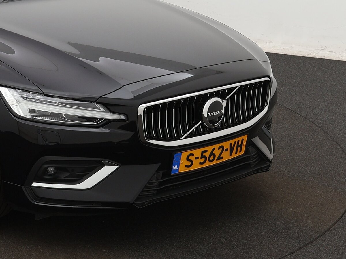 35752167 volvo v60 2 0 b4 plus bright f0c202