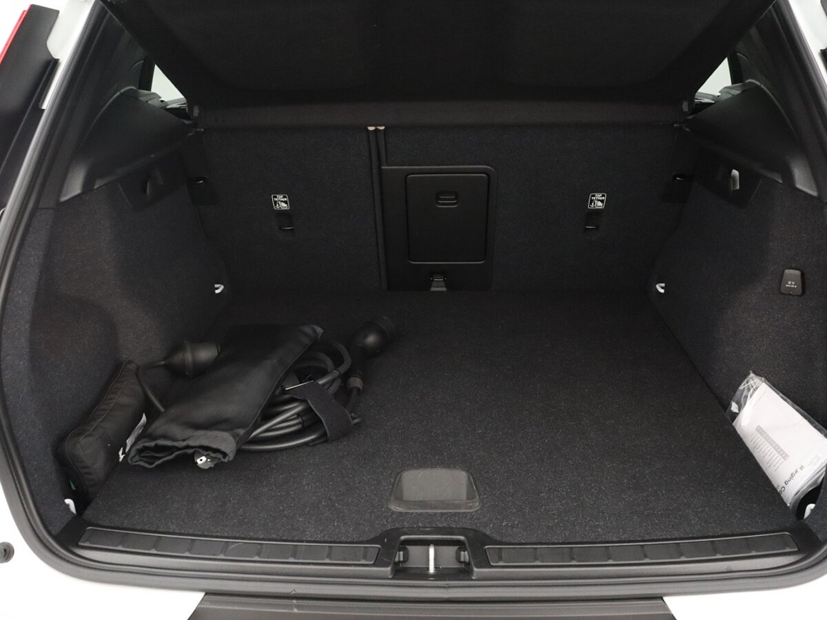 35142443 volvo xc40 1 5 t4 ultimate dark 588c33