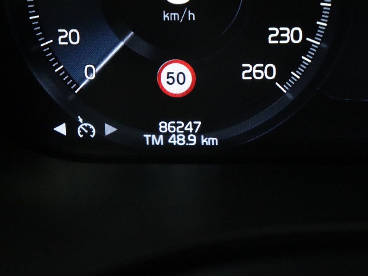 36165536 volvo xc60 2 0 t5 momentum pro 70