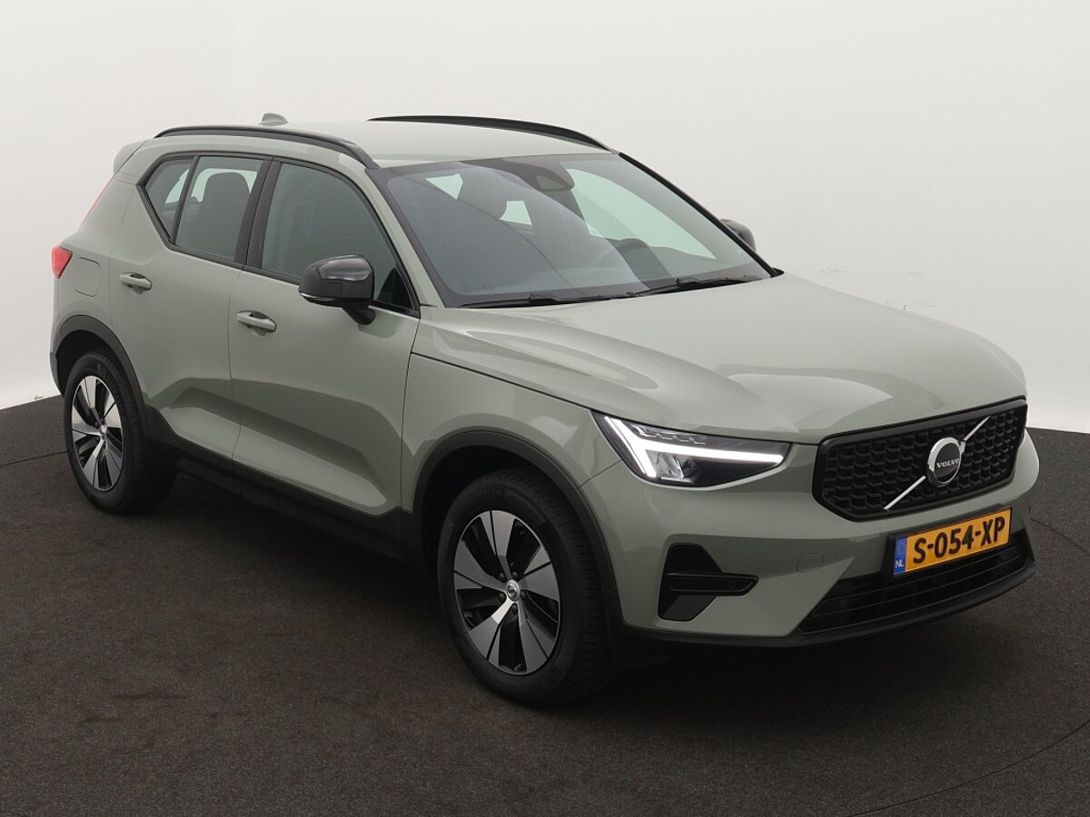 43882038 volvo xc40 1 5 t4 plus dark 7 02