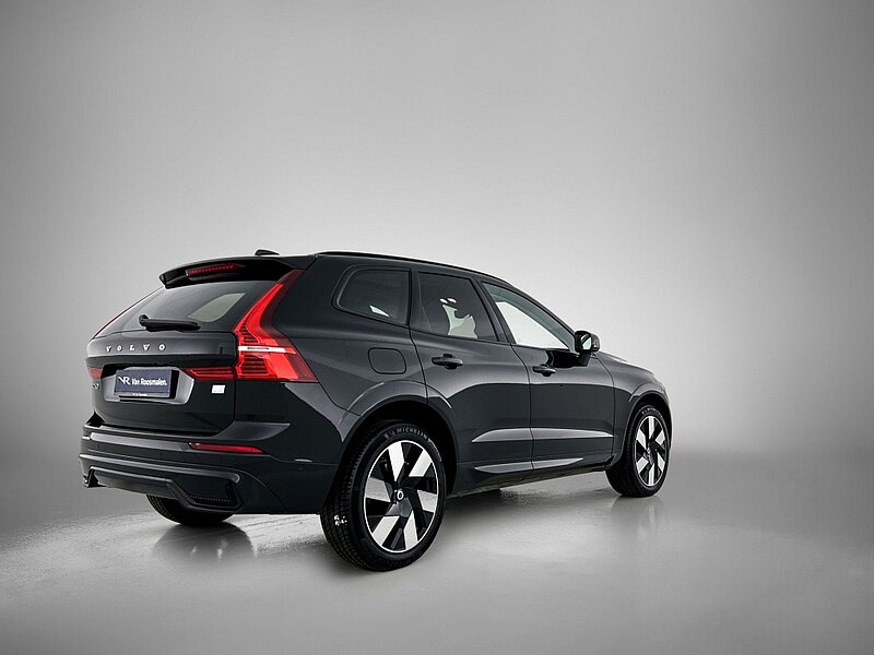 46205119 volvo xc60 2 0 t8 awd u dark 6 01