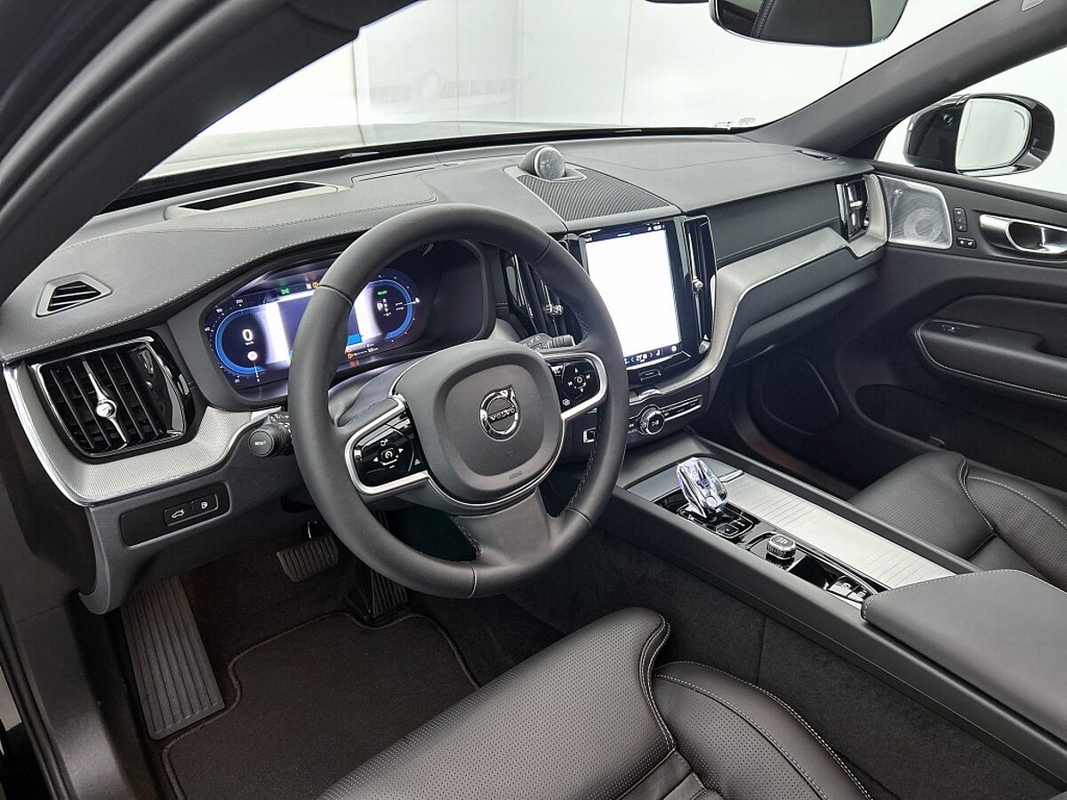 46843930 volvo xc60 2 0 t6 awd ultra black edition bowers wilkins luchtvering cd6b35