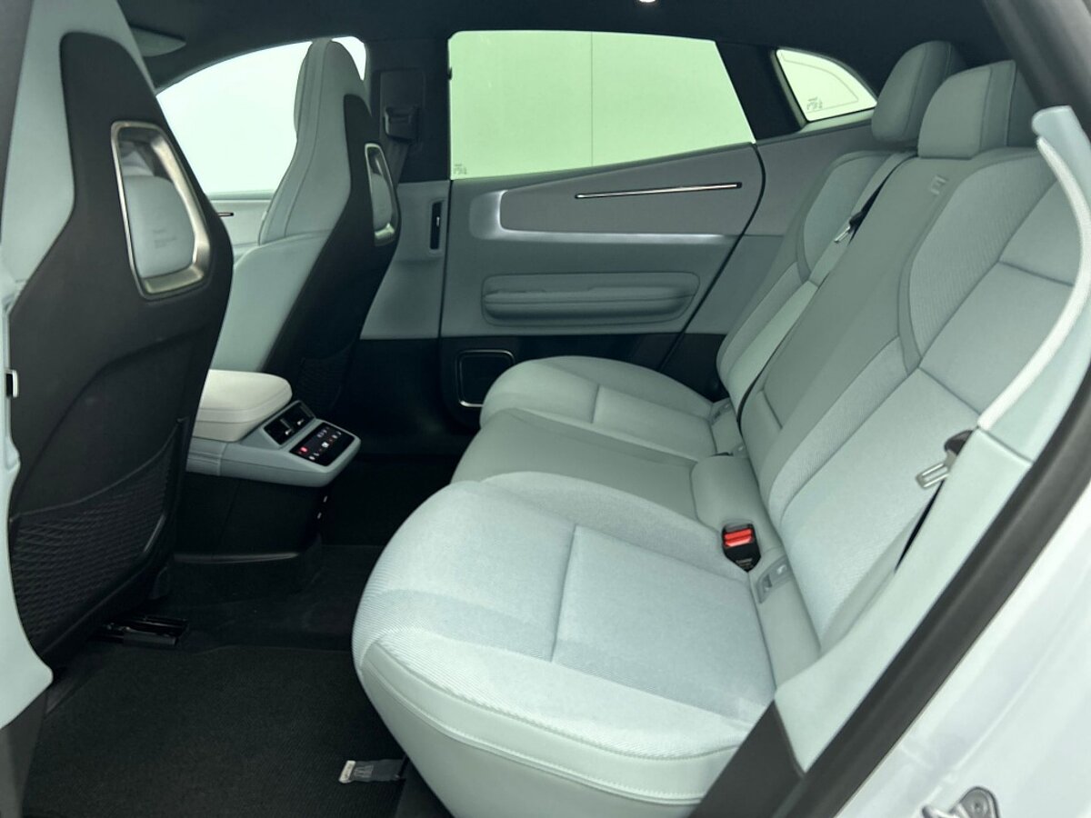 47870789 polestar 4 long rang dual motor pilot plus 100 kwh 60c343