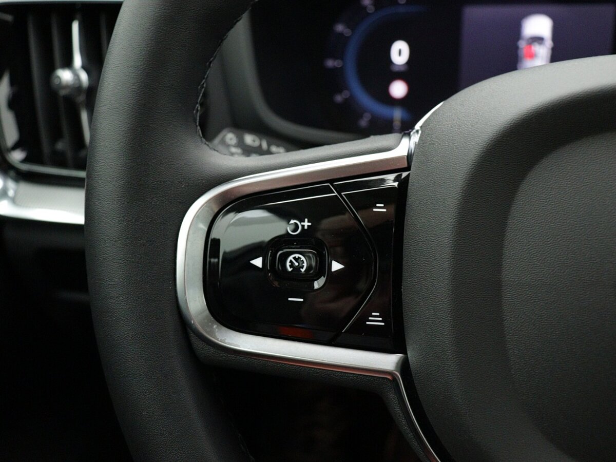 43882075 volvo v60 2 0 b4 plus bright panorama dak leder 360ao camera h k 09
