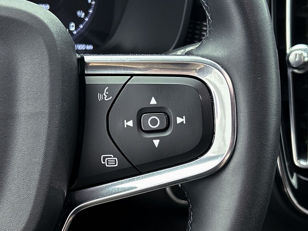 44515469 volvo xc40 t4 recharge r design adaptive cruise stoelverwarming 32