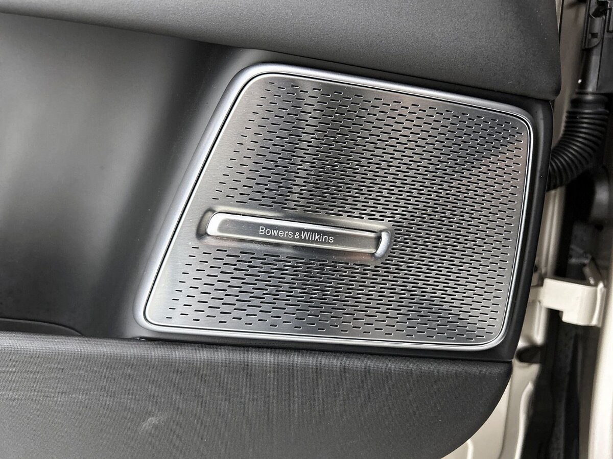 46401368 polestar 3 long range dual motor launch edition pixel led 41