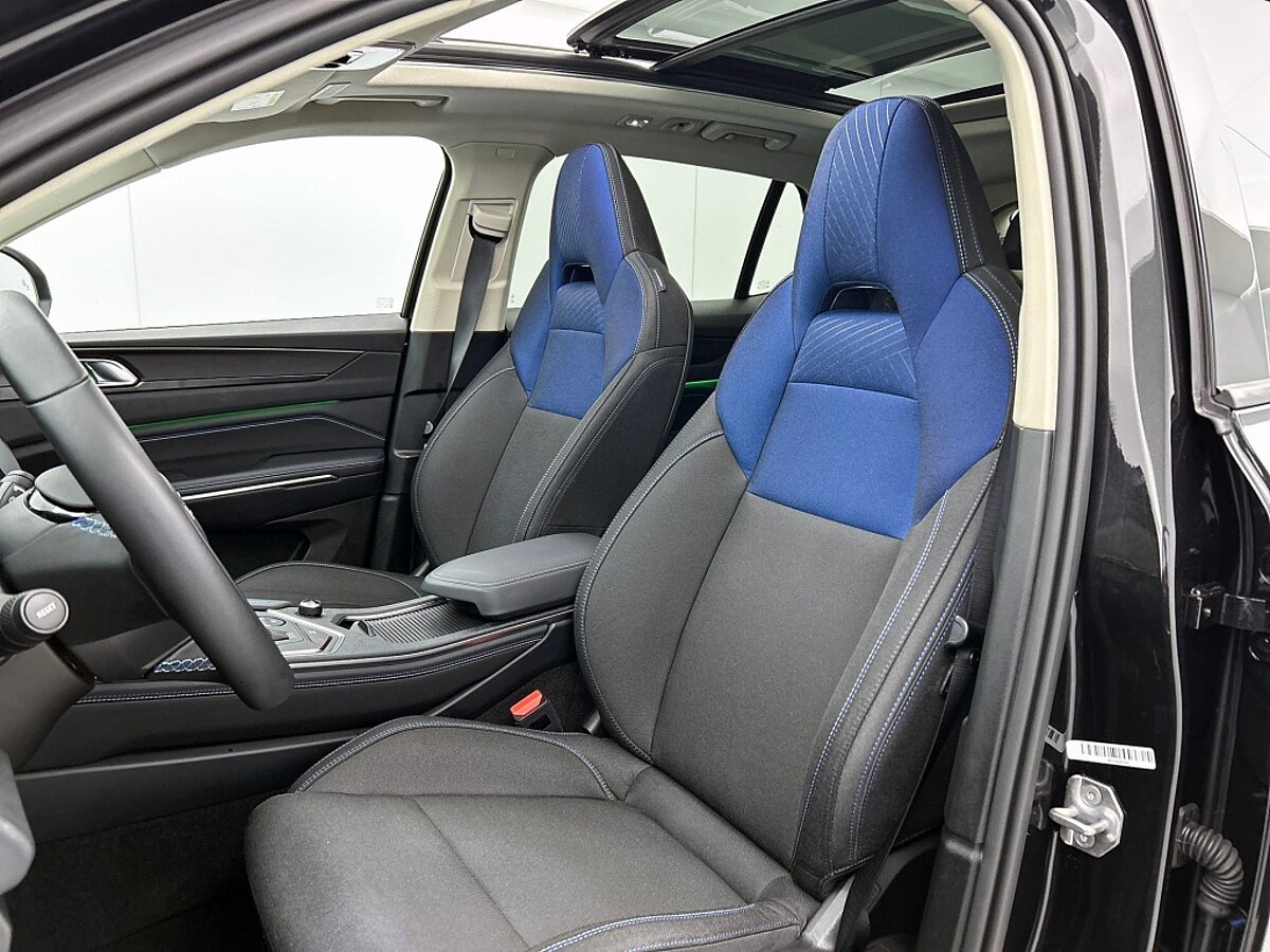 46588614 lynk co 01 1 5 phev business ed schuifdak 360 camera climate adapt 32