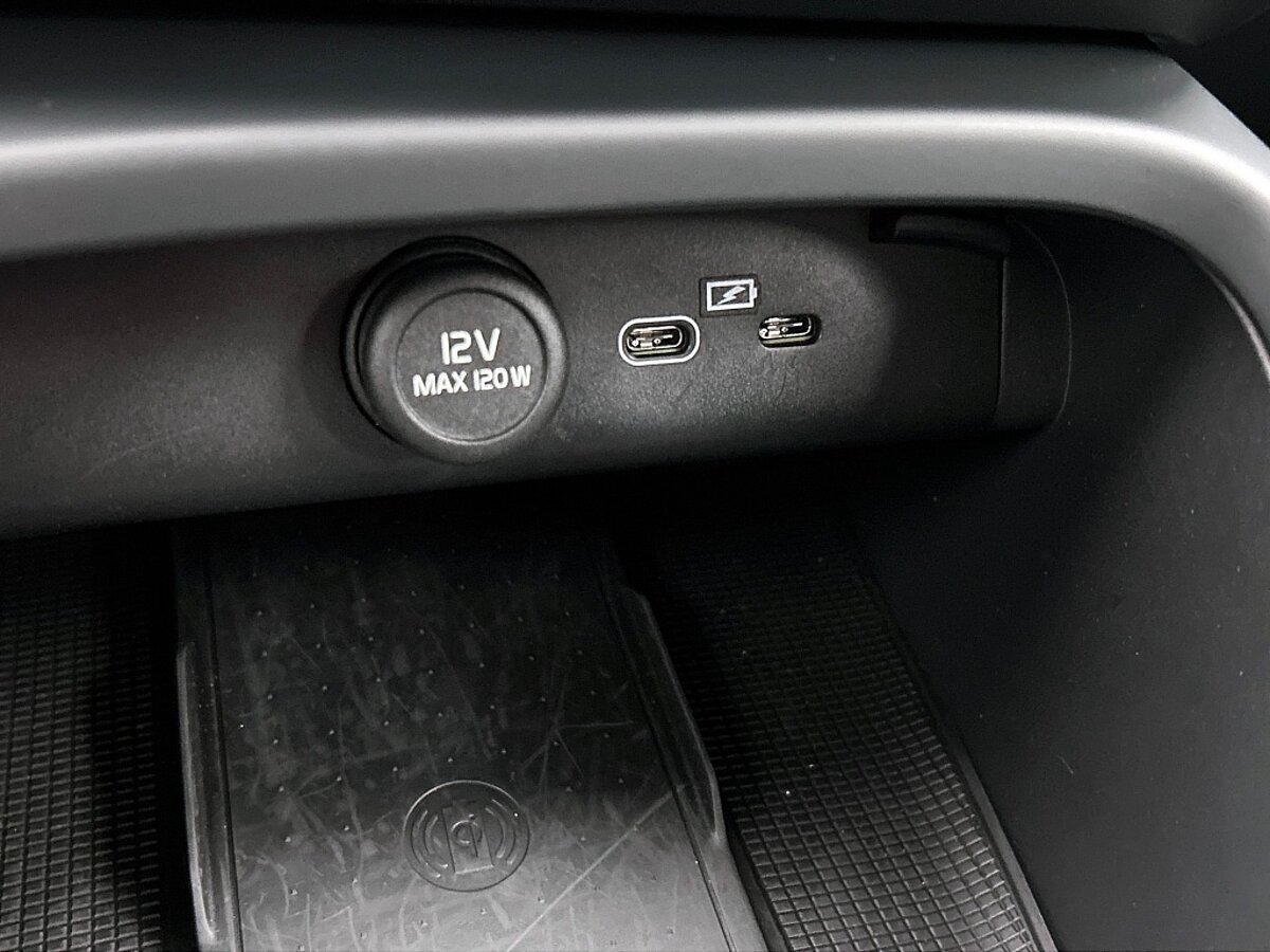 47458846 volvo xc40 extended plus 82 kwh 68