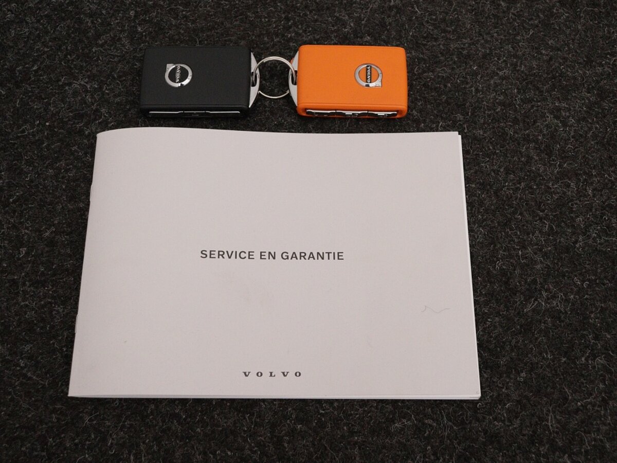 47460255 volvo xc90 2 0 t8 awd ultra dark luchtvering 22 inch lm velgen trekha 36