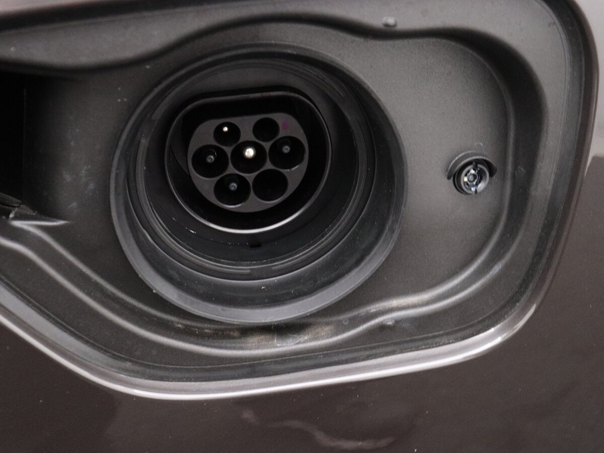 47627816 volvo v60 2 0 t6 awd plus dark 71