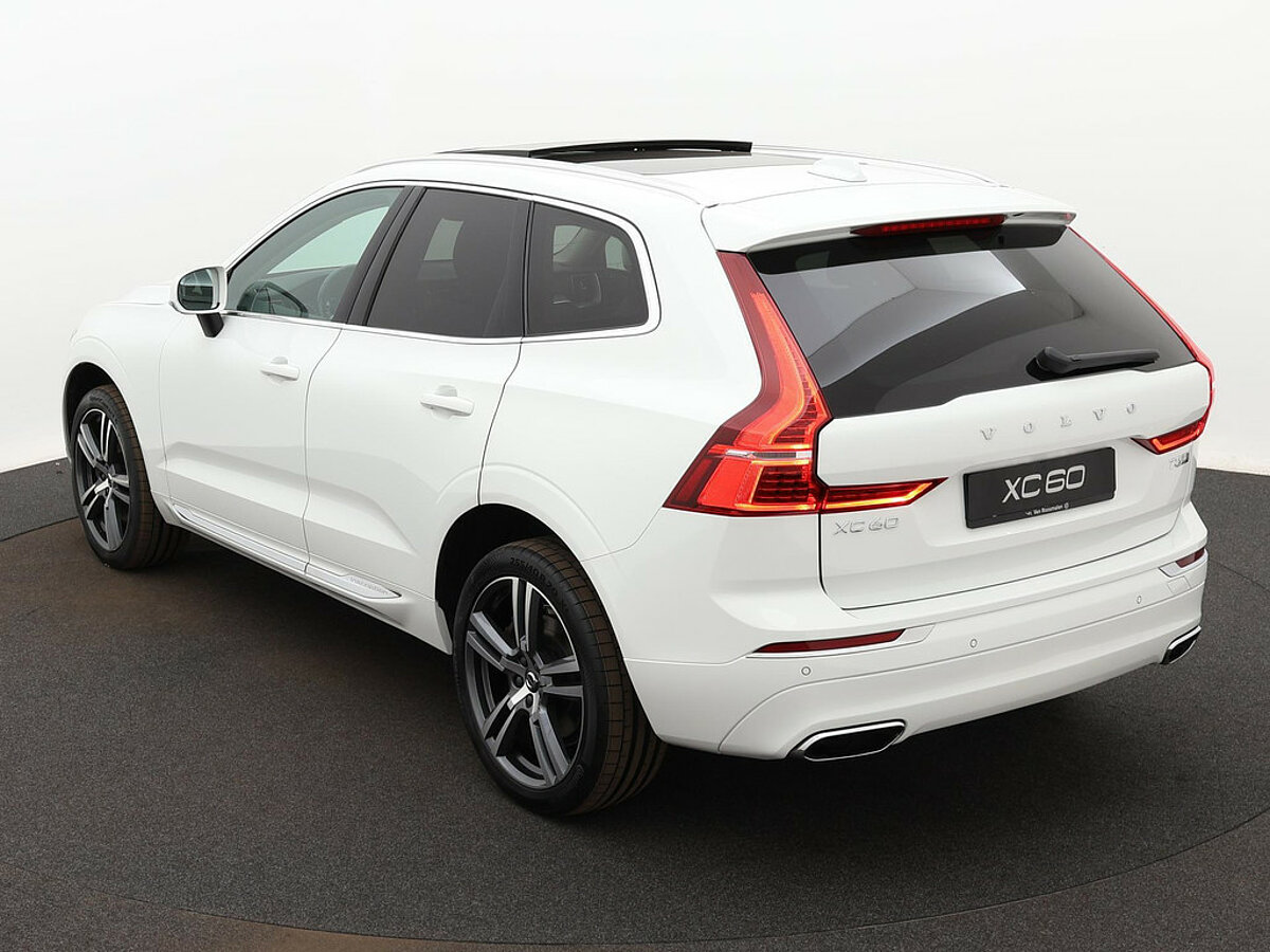 34254977 volvo xc60 2 0 t5 awd inscription panorama dak harman kardon memory s 3 09