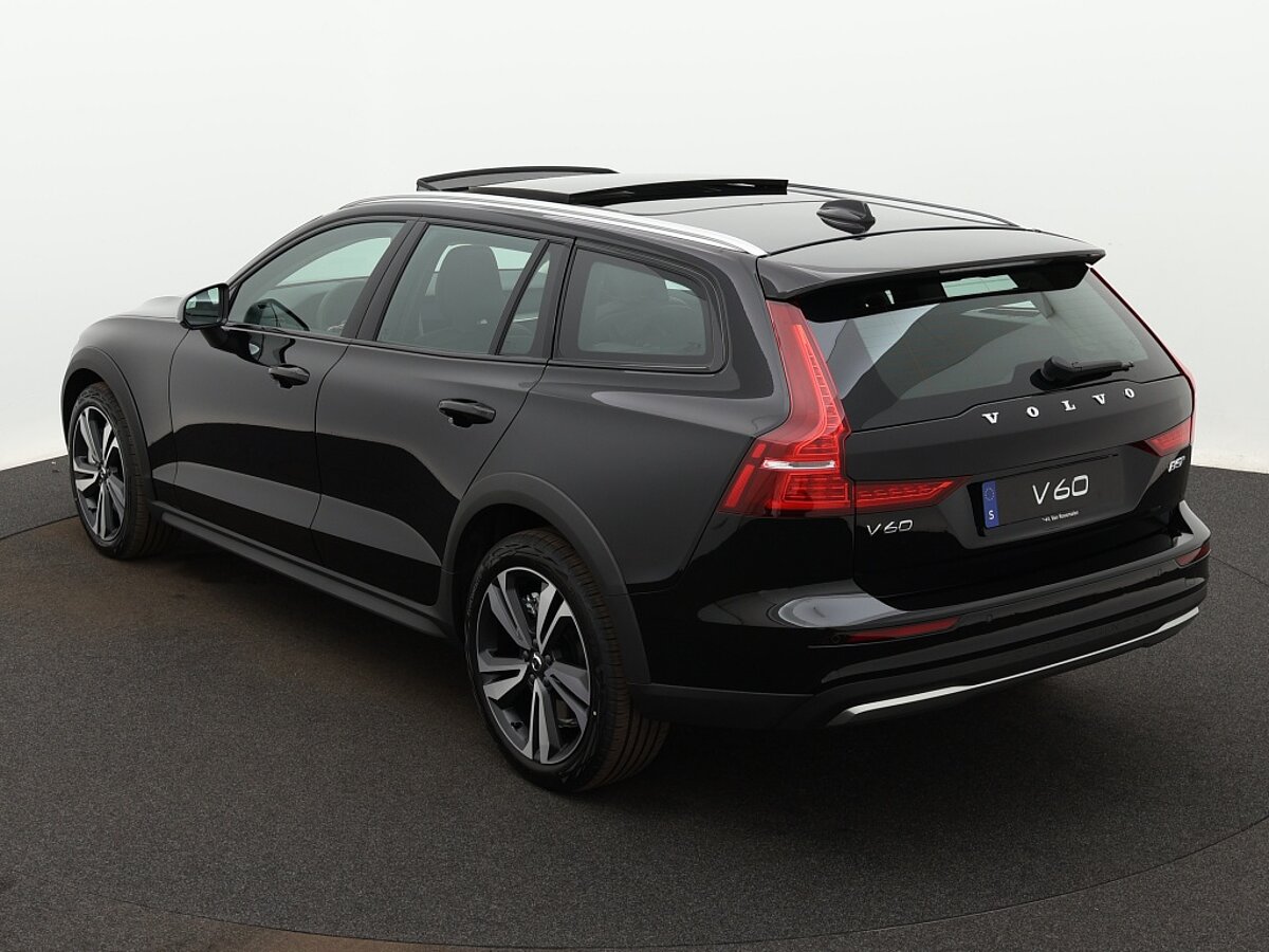 34314868 volvo v60 2 0 b5 cross country awd plus 3 01