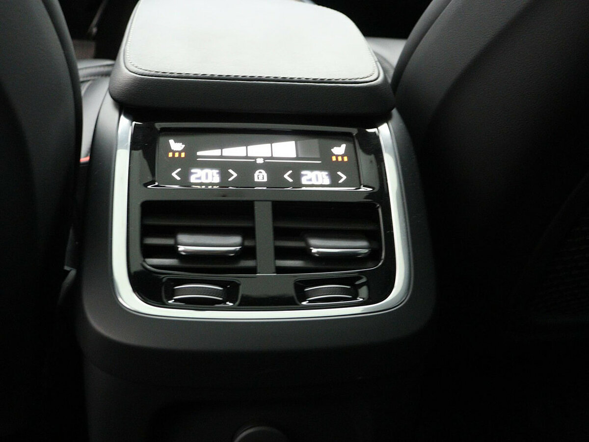 34573853 volvo xc90 2 0 t8 recharge awd inscription luchtvering panorama dak k 146566