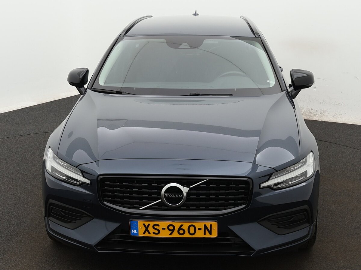 34899879 volvo v60 2 0 t5 automaat r design look leder 19 wielen 9 04