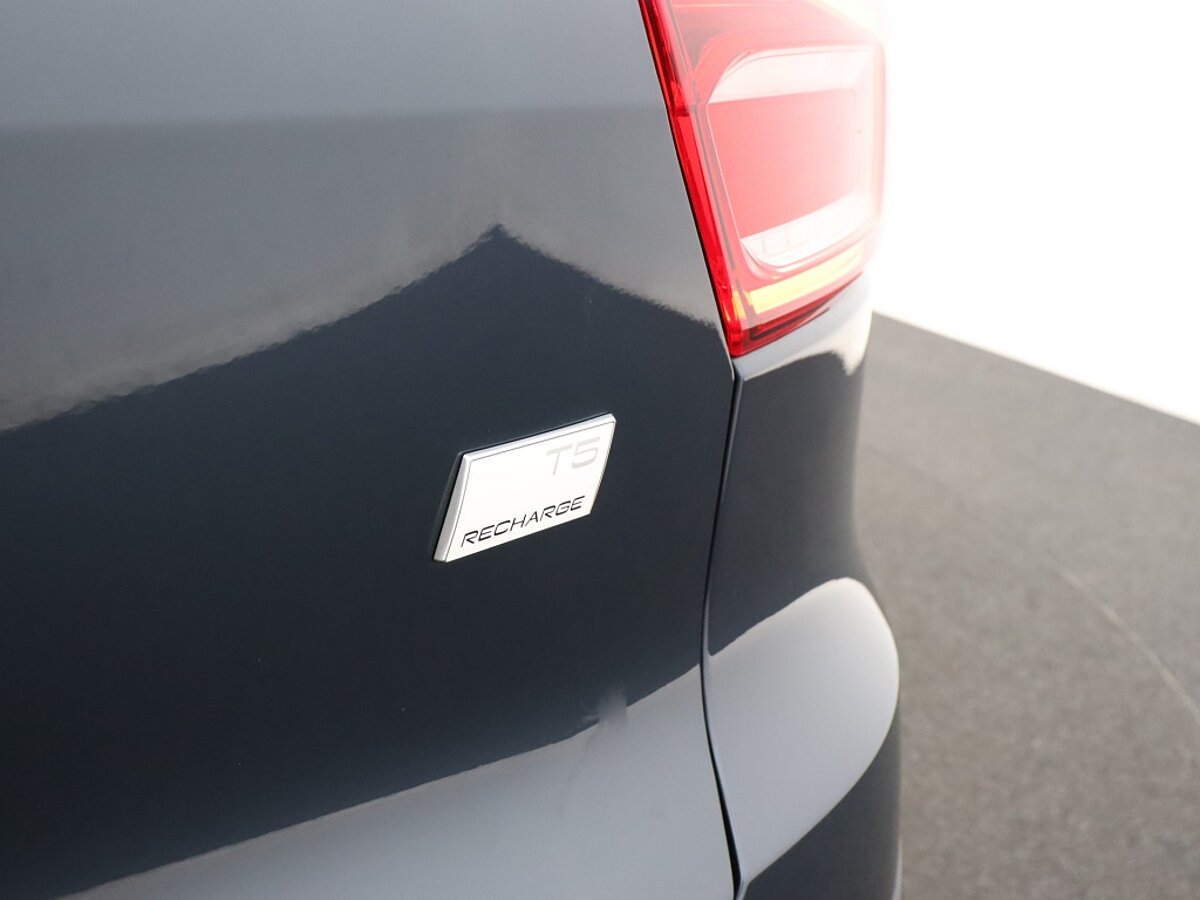 35487775 volvo xc40 1 5 t5 phev inscription panomama dak harman kardon leder ccb371