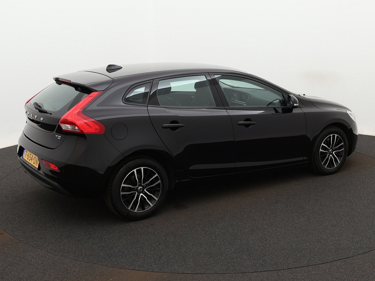 35701724 volvo v40 1 5 t2 polar 50