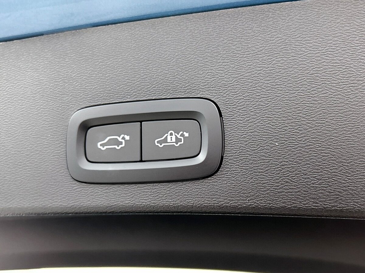 47258731 volvo xc40 xc40 t4 plus bright memorystoelen climate pack 405a7c