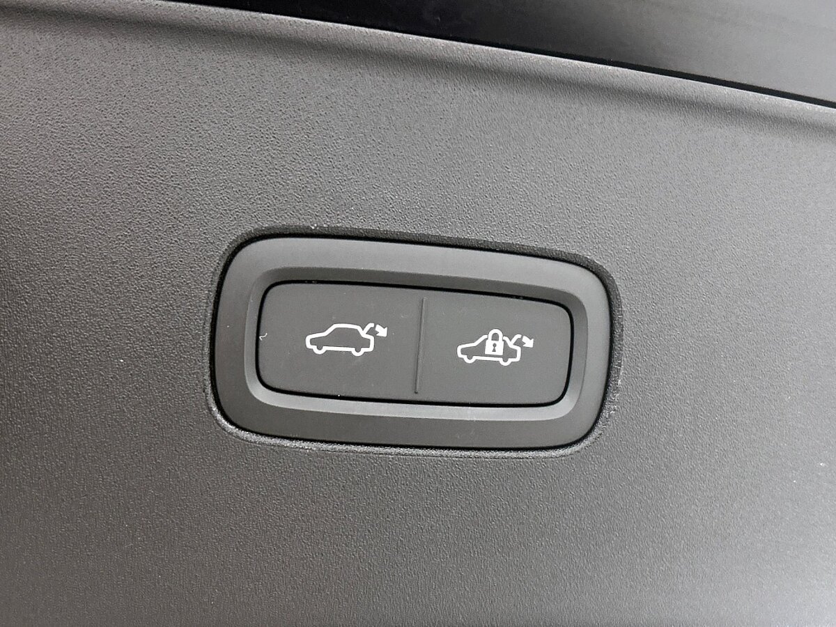 48676506 volvo ex90 ex 90 2wd core 7 zitter voorraad onyx black nordico microt 3d9505