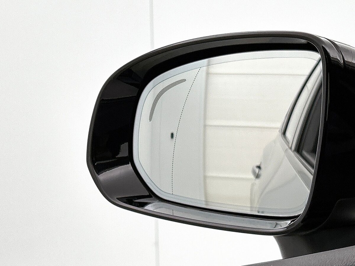 49717398 volvo xc60 2 0 t6 awd plus dark trekhaak 360a camera panoramadak 71