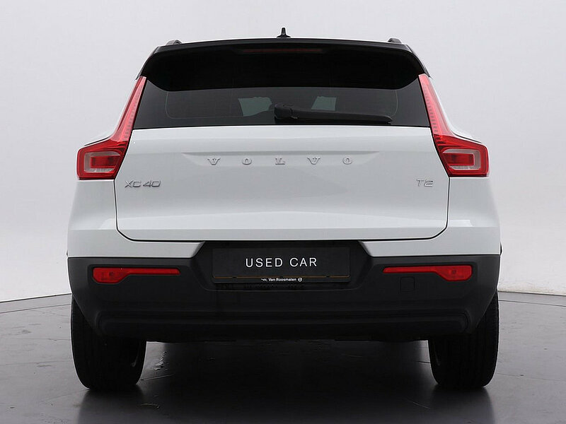 34674506 volvo xc40 1 5 t2 automaat r design look 6 11