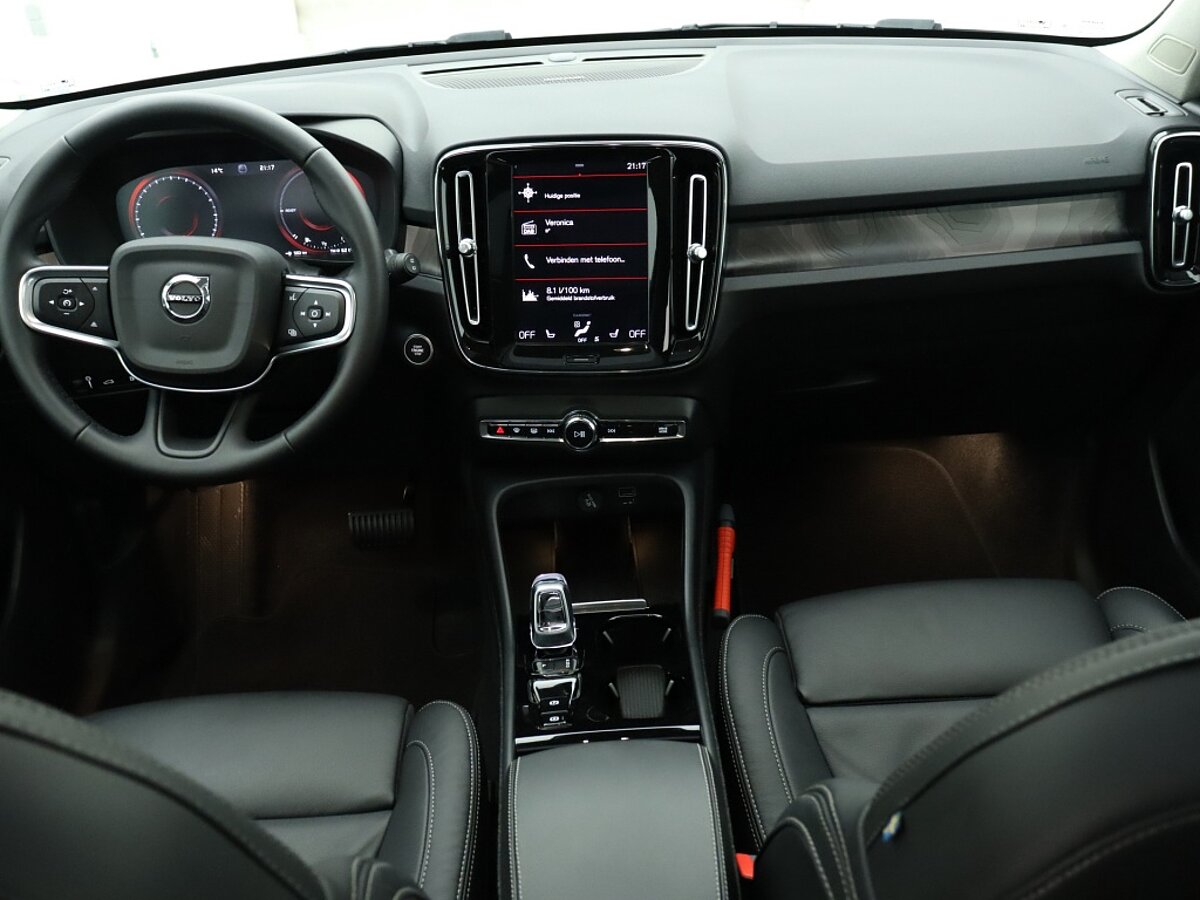 36079808 volvo xc40 1 5 t5 recharge ultimate bright 5 02