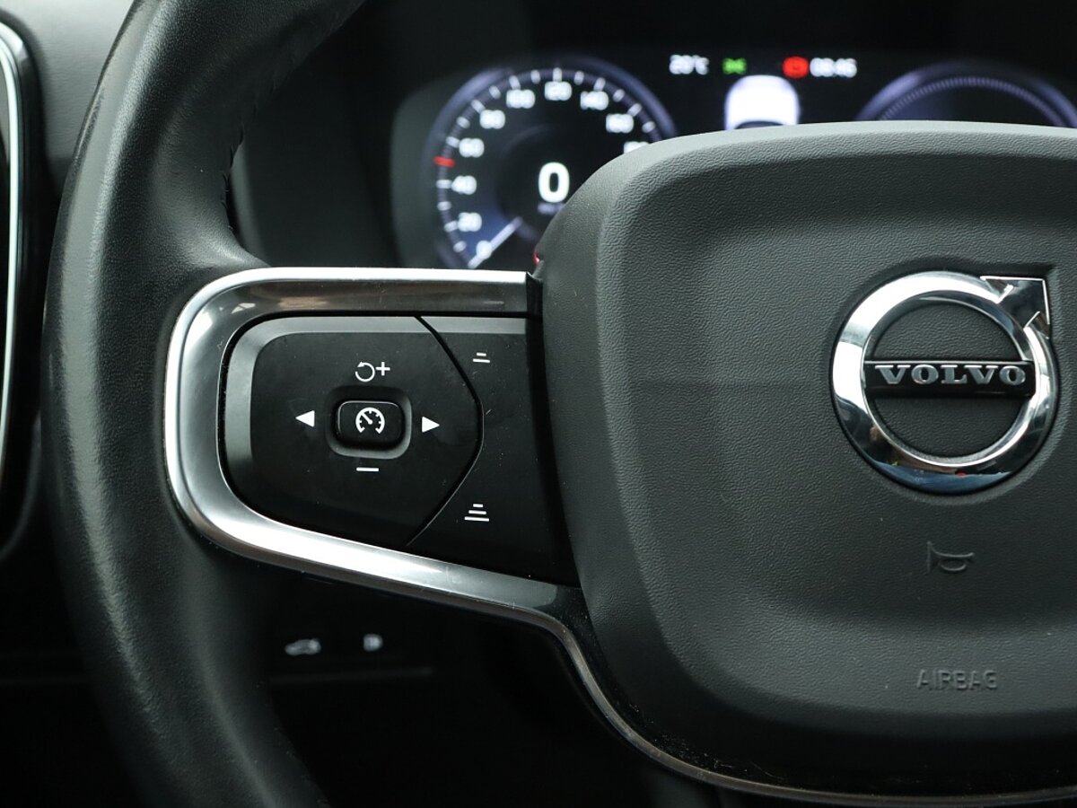 36161815 volvo xc40 1 5 t5 rech inscr b06d06