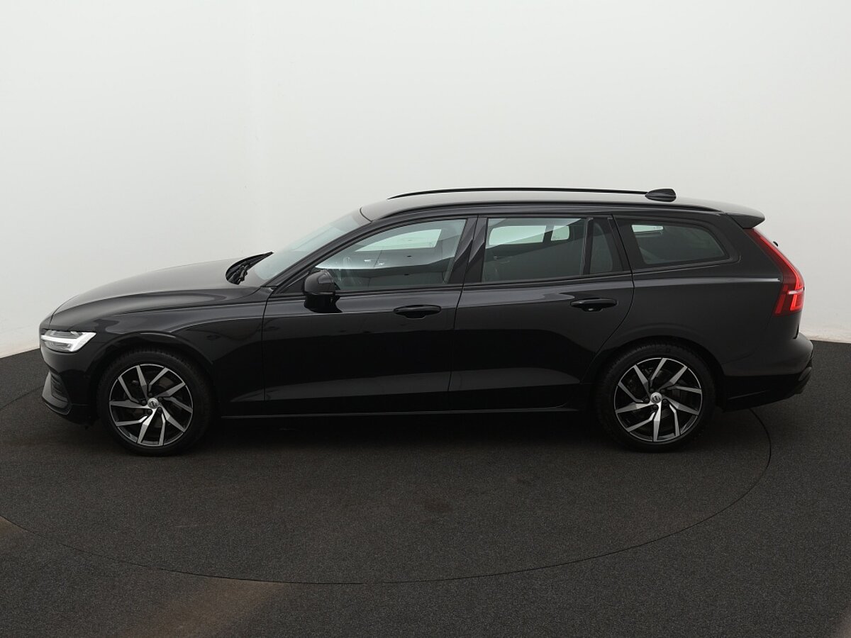 38427279 volvo v60 2 0 t4 momentum pro climate pack 2 03