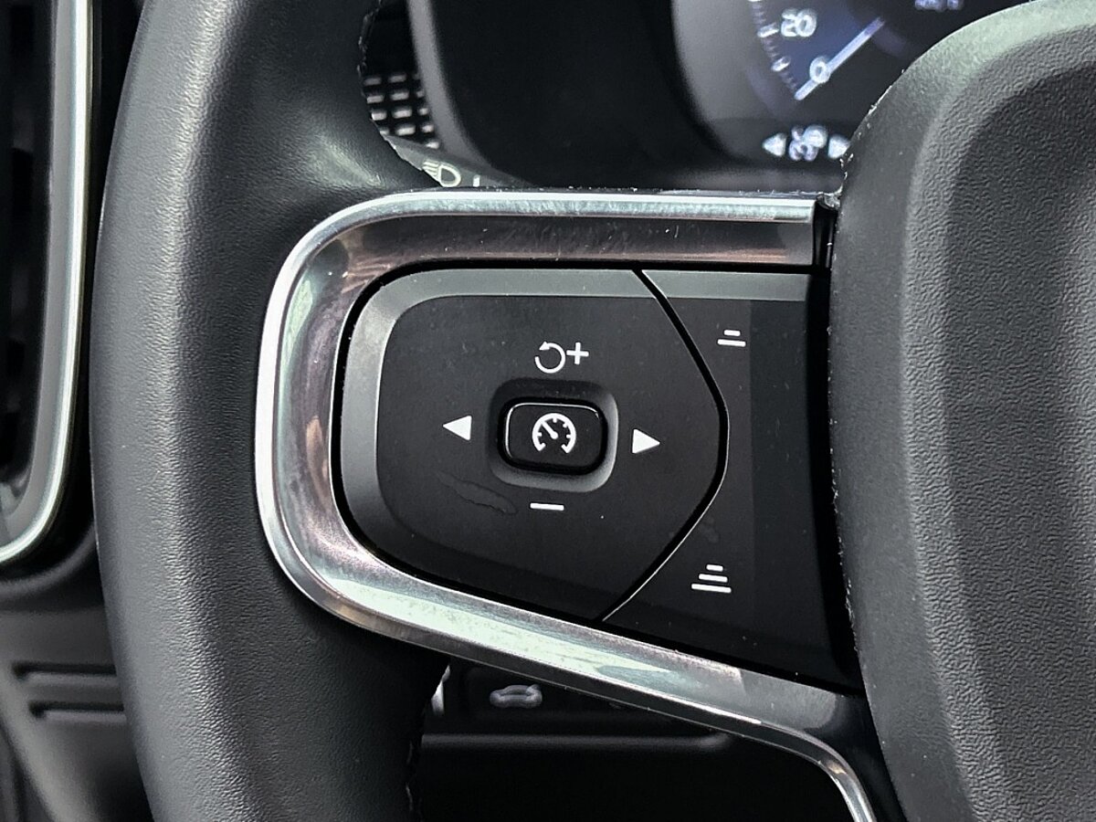 44515469 volvo xc40 t4 recharge r design adaptive cruise stoelverwarming 45