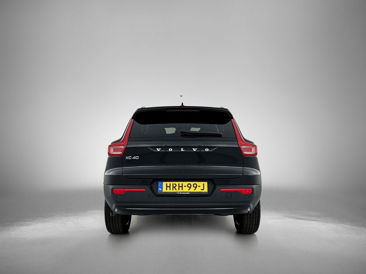 45916109 volvo xc40 1 5 t4 recharge r design 360ao camera panoramadak trekhaak 3 01