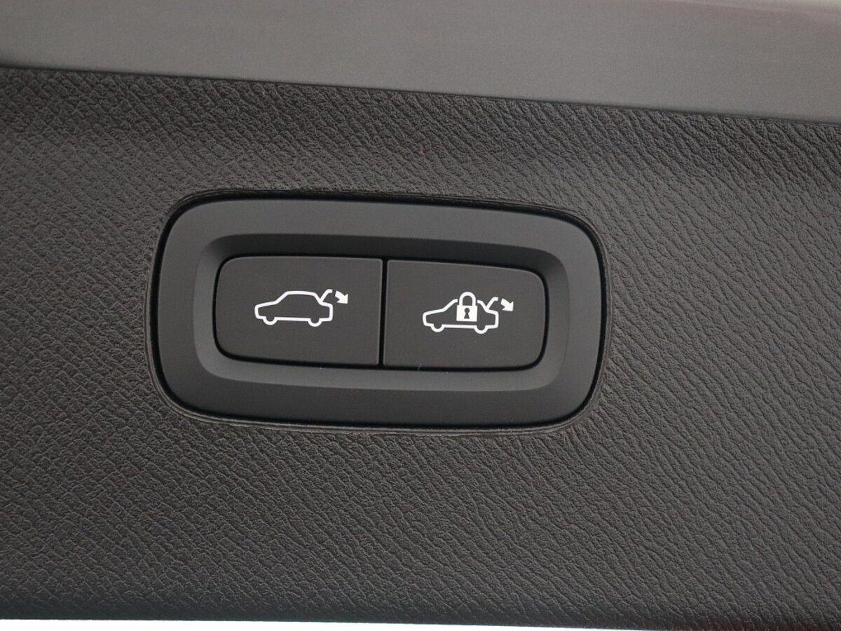 34772540 volvo xc90 2 0 t8 recharge awd ultimate dark 15fa61