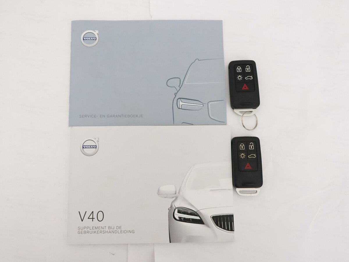 36012027 volvo v40 1 5 t3 polar sport 95