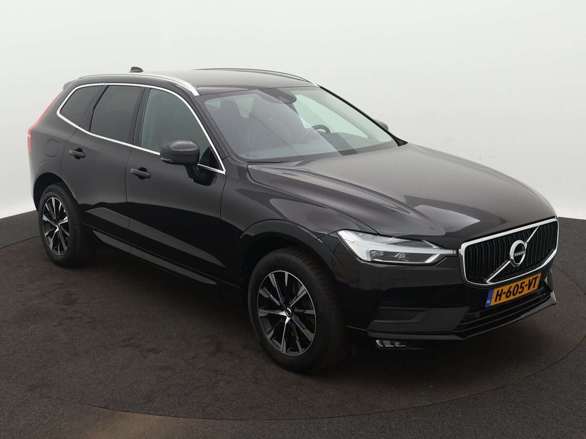 43349984 volvo xc60 2 0 b5 awd momentum pro 8 03