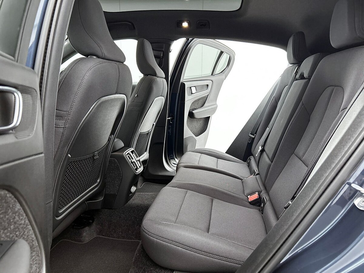 46180812 volvo ec40 ec40 plus dark 20 velgen power seats getint glas dakbog bd4abd