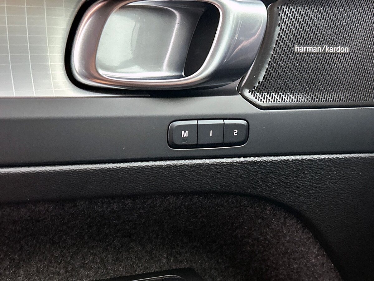 47574256 volvo xc40 2 0 b4 plus dark trekhaak elektrische stoelverstelling har 11