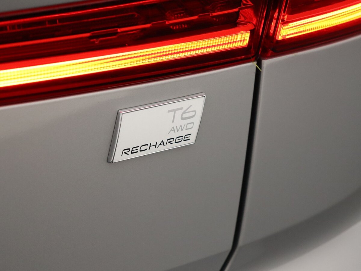 36050833 volvo xc60 2 0 t6 recharge awd inscription luchtvering trekhaak 6a50f4