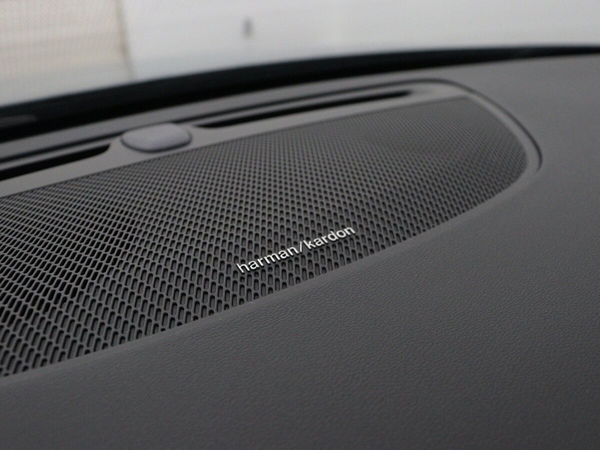 42420857 volvo v60 2 0 b3 plus dark panoramadak harman kardon trekhaak 360 3ddedb