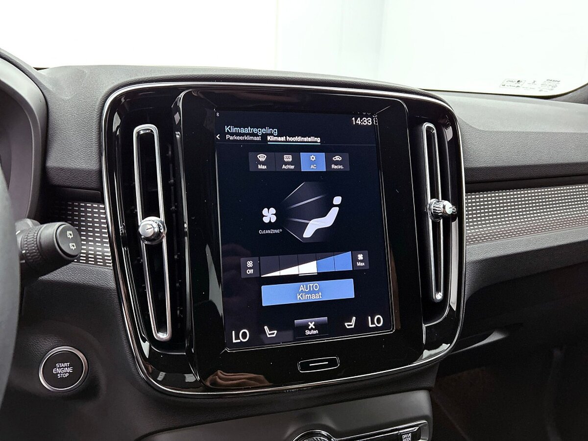 46060545 volvo xc40 1 5 t4 recharge r design 61