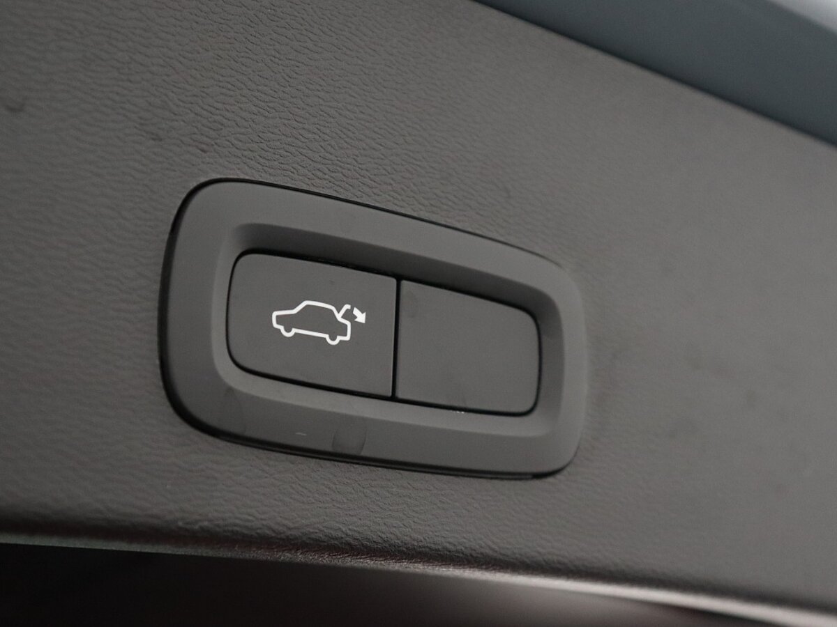 34948997 volvo xc40 1 5 t3 momentum pro lichtmetalen velgen elec achterklep 438571