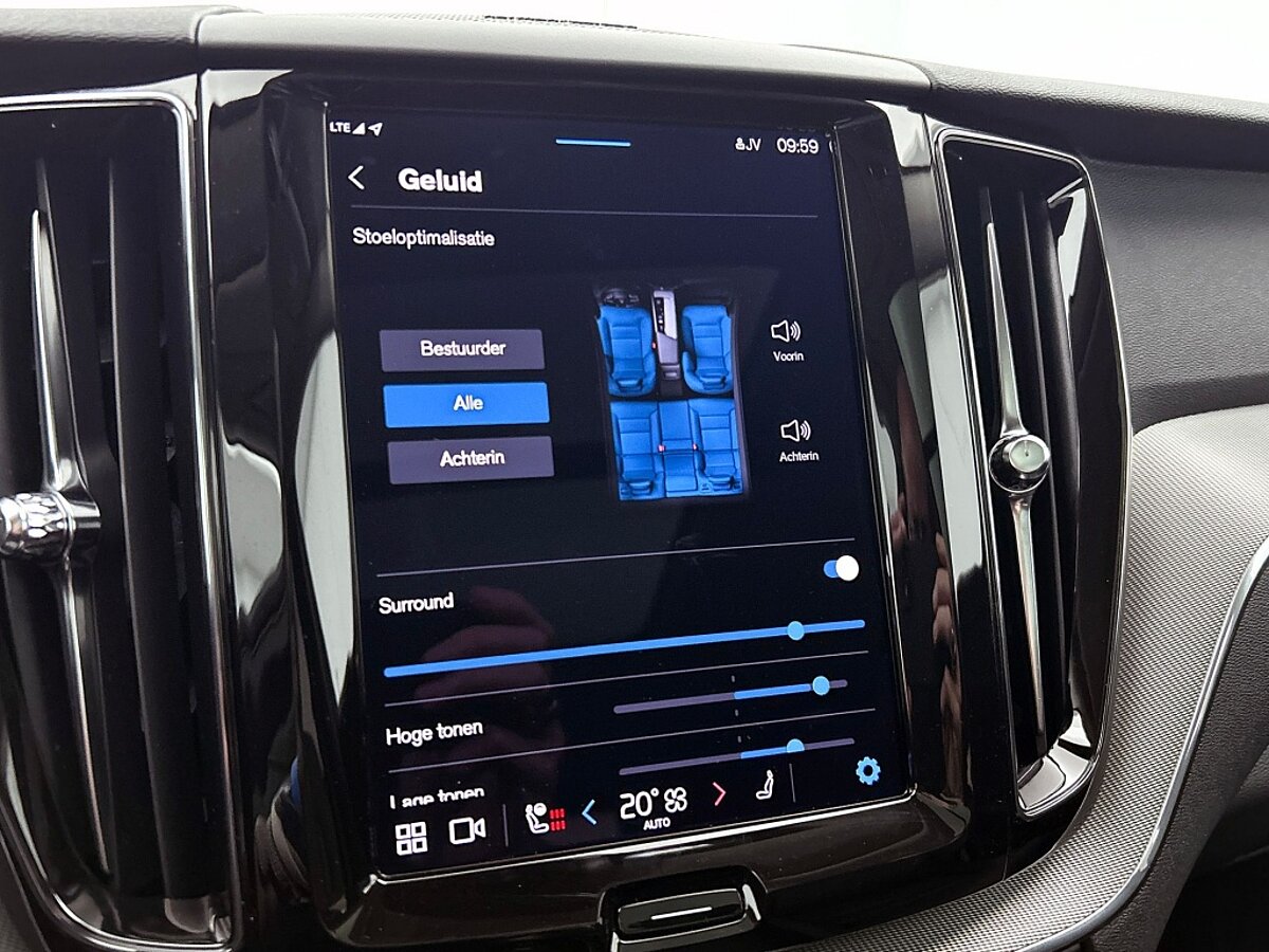 43680818 volvo xc60 2 0 t8 awd plus dark harman kardon panoramadak b6919c