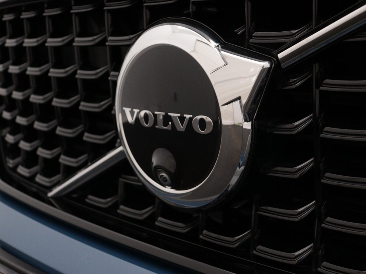44035279 volvo xc40 1 5 t4 plus dark 360a camera 98