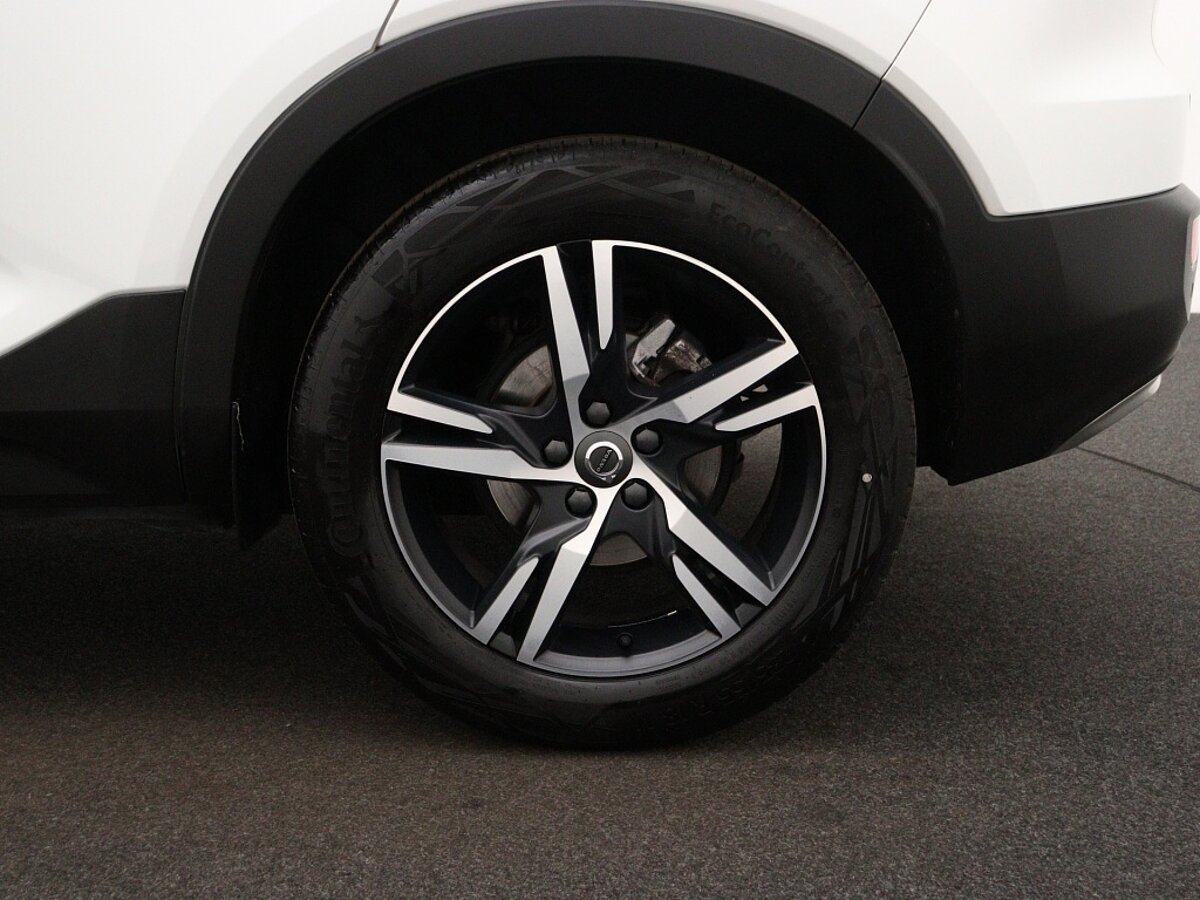 34451055 volvo xc40 1 5 t3 automaat r design leder navigatie bluetooth park d3186b