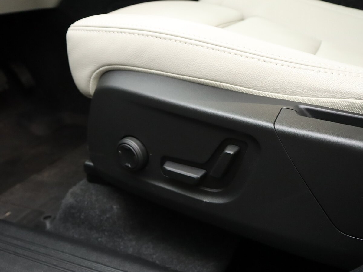 35636973 volvo xc40 1 5 t5 recharge inscription 23