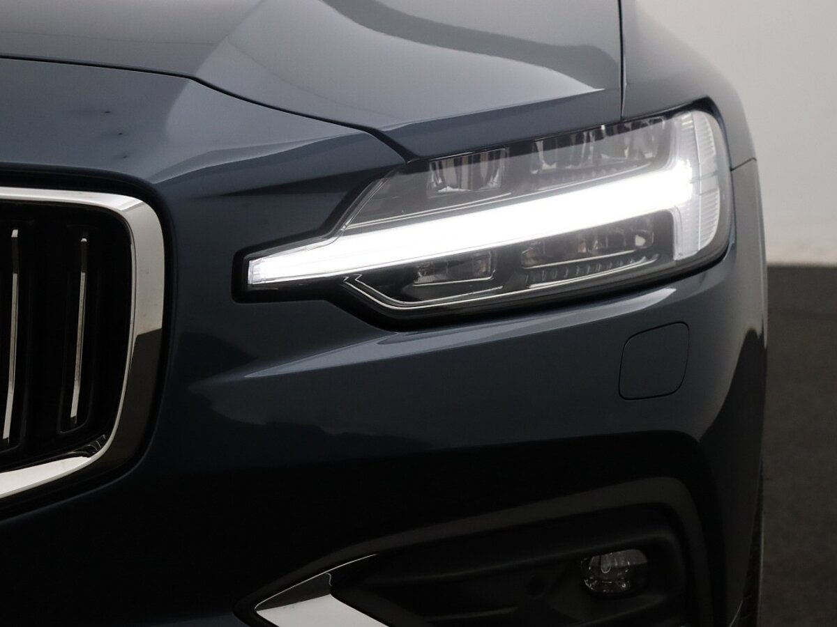 35953374 volvo v60 2 0 b4 plus bright 32