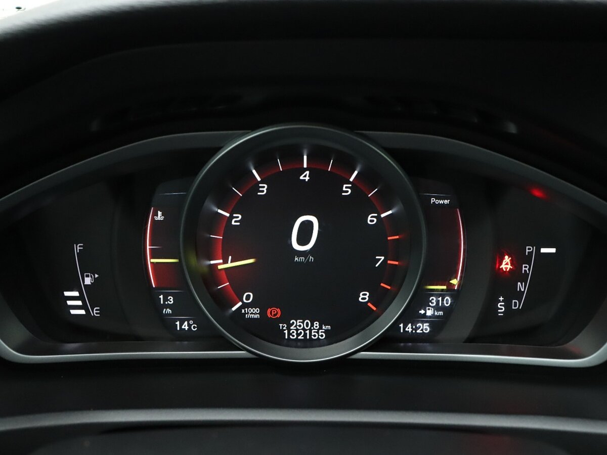 36007830 volvo v40 1 5 t3 polar sport panorama dak navigatie pdc 69