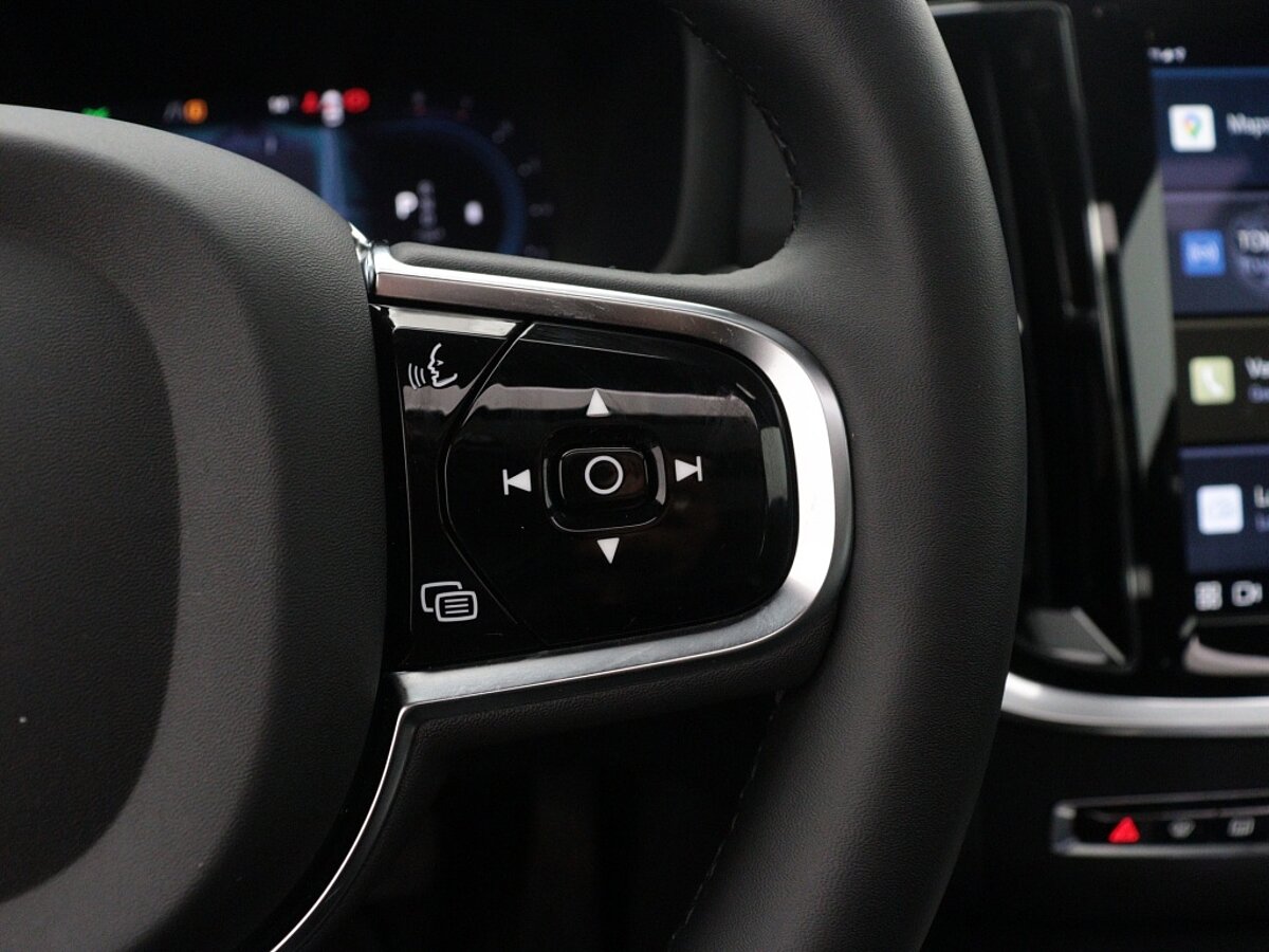 42420857 volvo v60 2 0 b3 plus dark panoramadak harman kardon trekhaak 360 1109f6